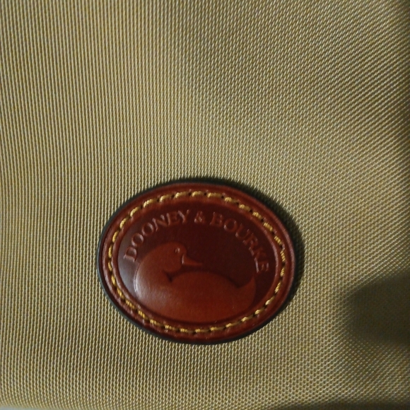 Not For Sale- Dooney Bourke Tan Crossbody Bag - Picture 3 of 8